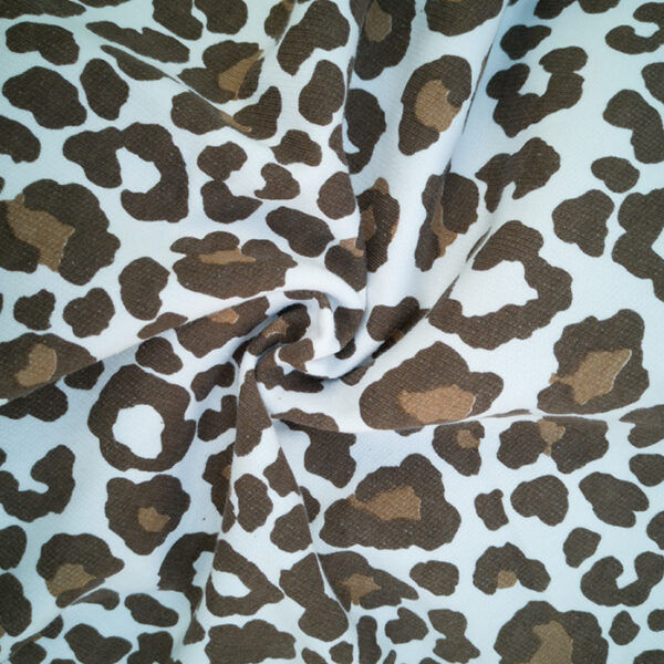franela estampada leopardo